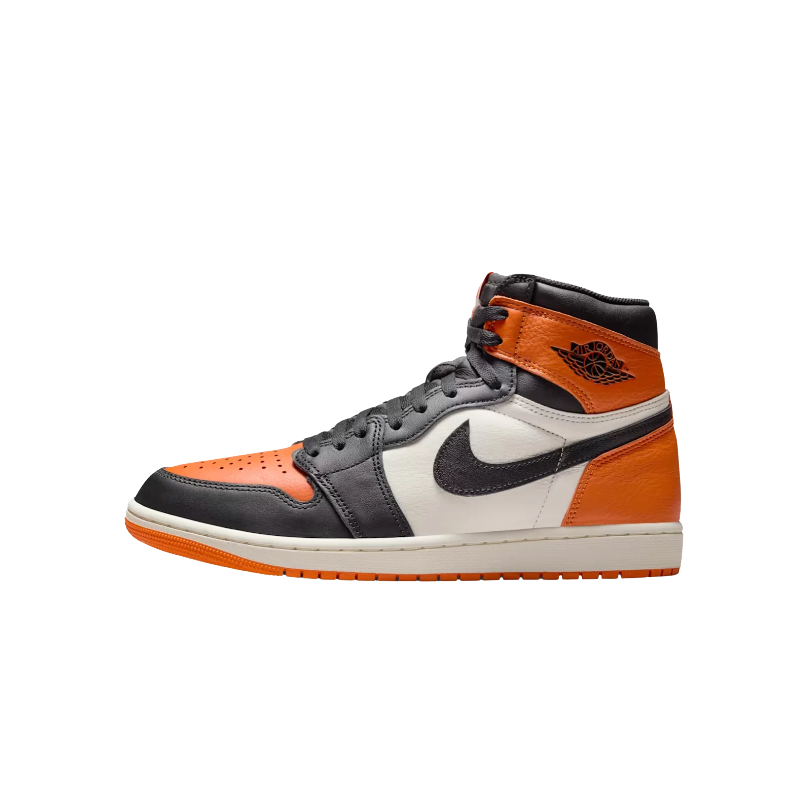  Jordan 1 High OG Shattered Backboard – vue latérale opposée avec cuir premium noir et blanc et empiècement orange Starfish