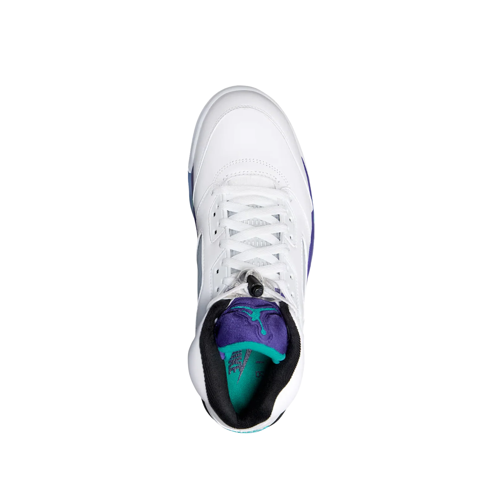 Jordan 5 OG Grape – vue dessus des baskets rétro avec languette violette, col rembourré et laçage signature avec bloque-lacets